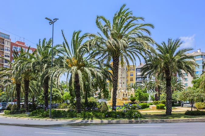 Alicante. Plaza de los Luceros.