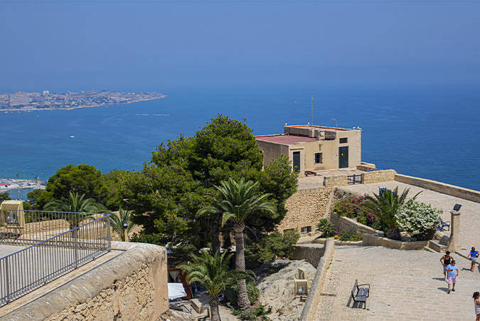 Alicante.  Castillo de Santa Barbara