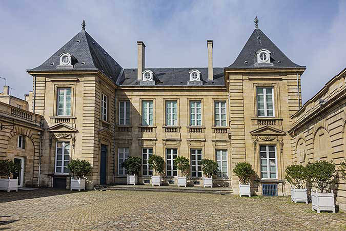 Bordeaux. 
