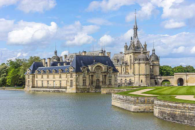 Chantilly Castle (1560)
