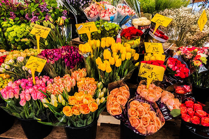Flowers market