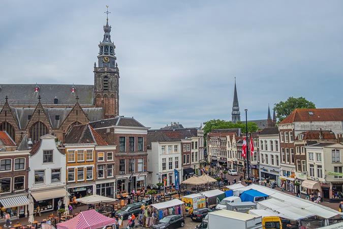 Gouda. Market square.