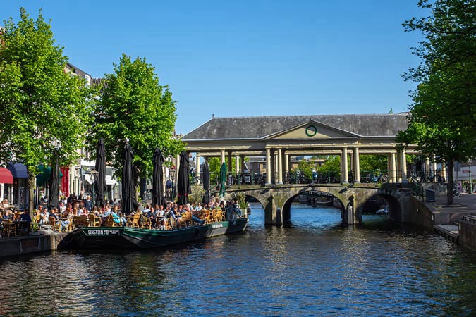 Leiden. Cornbridge.