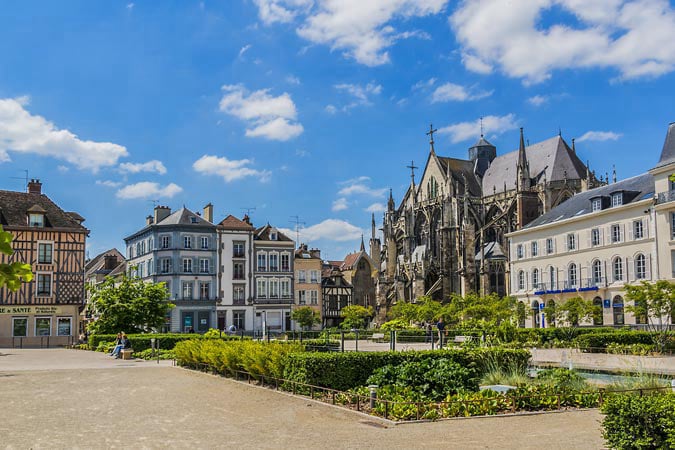 Troyes